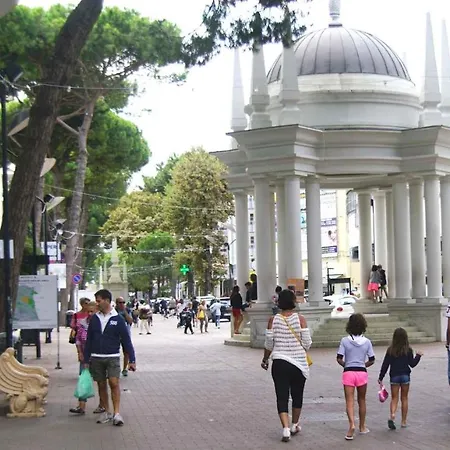 아파트 In Lido Degli Estensi 21215 *